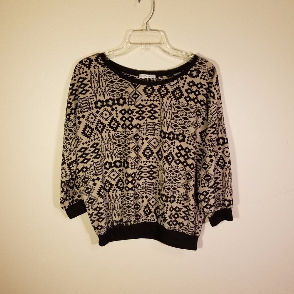 LIKE NEW Timing printed polyester blouse
